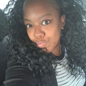 Meet your Posher, Marie